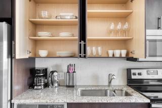 Lux Seaport Studio w Gym on Harbor BOS-501 - Boston - 4