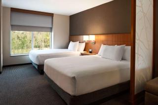 Hyatt Place Houston/The Woodlands - 7