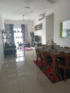 Cikta Homestay at Southville City Savanna Suite - Kampong Tangkas - 9