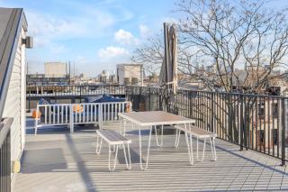 SkyHouse JC - New 3BR Apt with Private Rooftop - 9