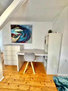 Schönes City-Apartment mit 2 Schlafzimmer, Parkplatz, ruhig und hell, D46-DG - Oldemburgo - 7