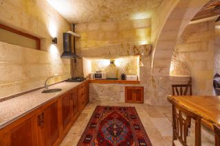 Canyon Cave Hotel - Ürgüp - 3