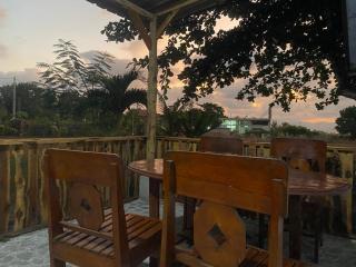 Rocky Homestay Lakey - 6