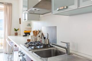Lake View Terrace Apartment by Rent All Como - Mezzegra - 3