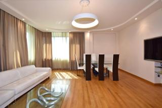 Teryan street, 3 bedrooms Luxury & Grand, Sunny apartment TT663 - Yerevan - 4