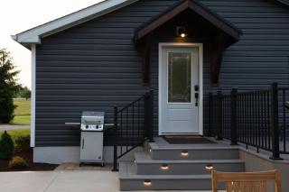 Maple Retreat with Big Pool - Dundee - 1