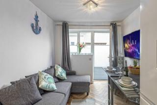 The Cove - Holyhead - 7