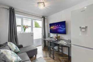 The Cove - Holyhead - 6