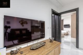 Wonderful 2BR home, w/ comfy sofa, SMART TV & WIFI by 360 Estates - Sliema - 5