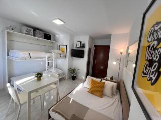 Estudio con piscina a 200 m de la playa - 8