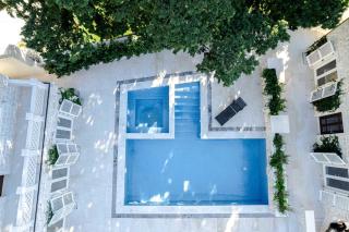 Villa Shah Complex - 1