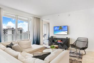 Luxury Well stocked SE Corner 2BR W Fort Lauderdale w Great Ocean Views - Fort Lauderdale - 5