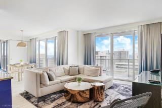 Luxury Well stocked SE Corner 2BR W Fort Lauderdale w Great Ocean Views - Fort Lauderdale - 3