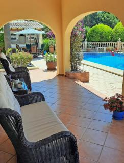 TOP RATED Luxury 4 Bed Villa - Beach Moments Away, Private Pool, Open Views - Jávea - 2