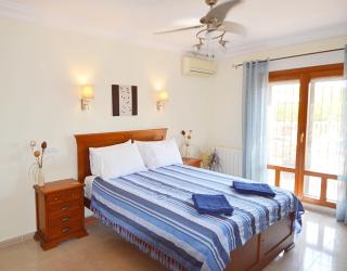 TOP RATED Luxury 4 Bed Villa - Beach Moments Away, Private Pool, Open Views - Jávea - 3