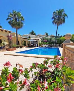 TOP RATED Luxury 4 Bed Villa - Beach Moments Away, Private Pool, Open Views - Jávea - 9