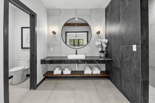 McGregor & Main - Luxury Lofts - 1