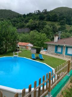 LA CASA AZUL, un oasis de calma, vistas impresionantes con PISCINA, SALTADOR, BARBACOA y acceso al río Asón Reservas julio y agosto iniciando en sábados - Ramales de la Victoria - 0
