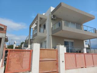 Airport View Apartments - Artemida - 9