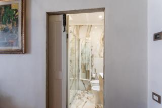 Boutique Ponte Vecchio - Florence - 7