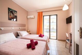 Prestige Holiday Apartments - 1
