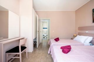 Prestige Holiday Apartments - 2