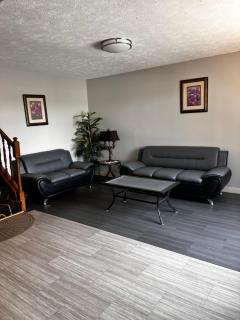 Sky Lodge Inn & Suites - Delavan - Delavan - 4