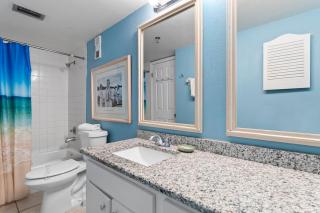 John’s Pass Views Spacious 2BD Condo - 1