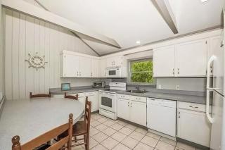 Watersedge Retreat - Southold - 4