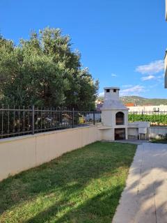 Apartments Neli - Vinišće - 3