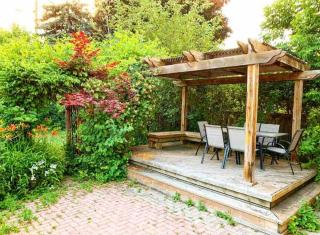 Luxury 2 Bedroom House - Richmond Hill - 0