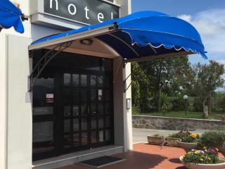 Hotel Letizia - Follonica - 0