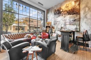 Heart & Hops Brewery Suites - Kingsville - 5