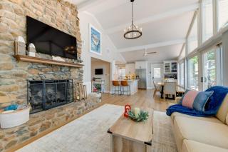 Commodore Bay Waterfront Home on Lake Norman! - Mooresville - 7