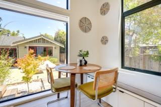 Redwood City Escape with Big-Screen TV! - Redwood City - 1