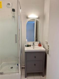Jolie chambre 3minutes de la Gare RER A - 1