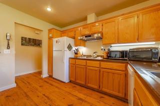 Elk Meadow Cabins 13A Bears Den Suite - Orick - 2