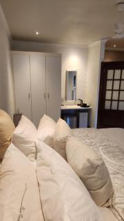 Rest&Relax Guesthouse - Joanesburgo - 8
