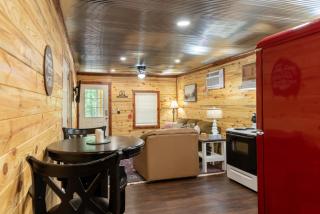 Halfmoon Hideaway-Cozy 2 bdr cabin Mena AR - Mena - 2