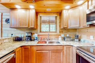 Deep Creek Mountain Retreat - McHenry - 1