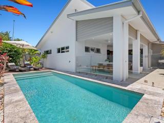 Coastal Hideaway in the heart of Casuarina with Heated Pool - Casuarina - 9