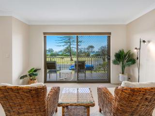 Tradewinds 1 on Kingscliff Beach - Kingscliff - 2