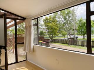 3 bedroom family home Close to the Base - Hamilton - 3