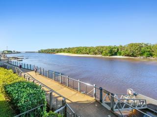 Sunset Waters Creekfront Apartment - Kingscliff - 9