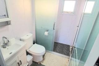 Honey Wines Aust. Tiny House - Broke - 6