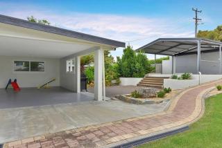 The BEST Scamander Beach House! - Scamander - 3