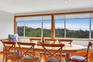 The BEST Scamander Beach House! - Scamander - 1