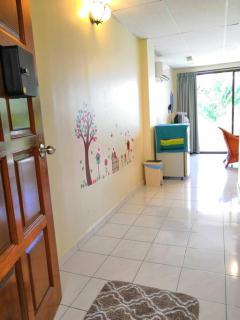 Affordable Cozy Apartment @ Coral Bay Resort - Pasir Bogak - 7