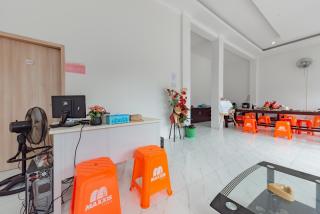 Urbanview Hotel La De Grizz Syariah Sampit by RedDoorz - Sampit - 4