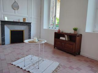 Studio avec une cour. - 1